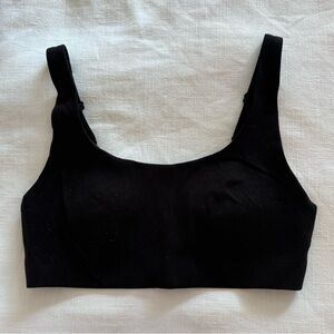 LuLuLemon - Black Sports Bra